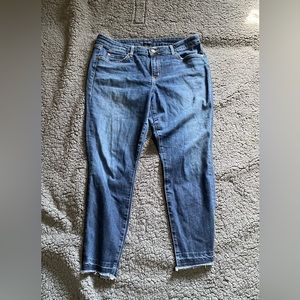 Level 99 women’s jeans